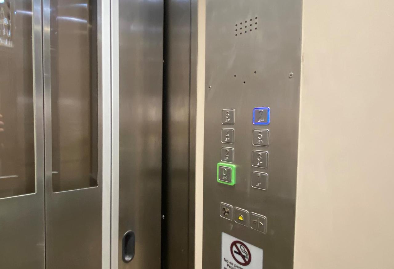 Fisa Rentals Aribau 巴塞罗那 外观 照片